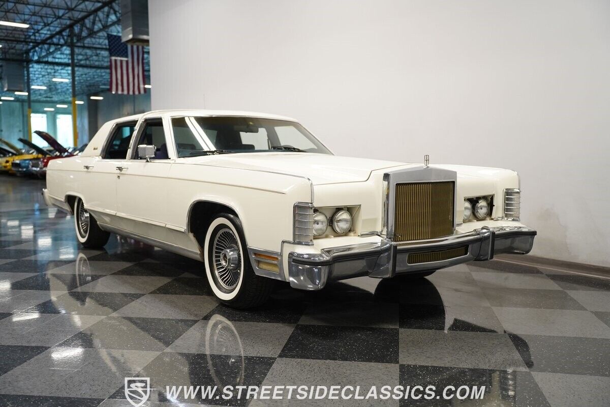 Lincoln-Continental-Berline-1979-15