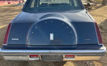 Lincoln-Continental-Berline-1982-Blue-161221-1