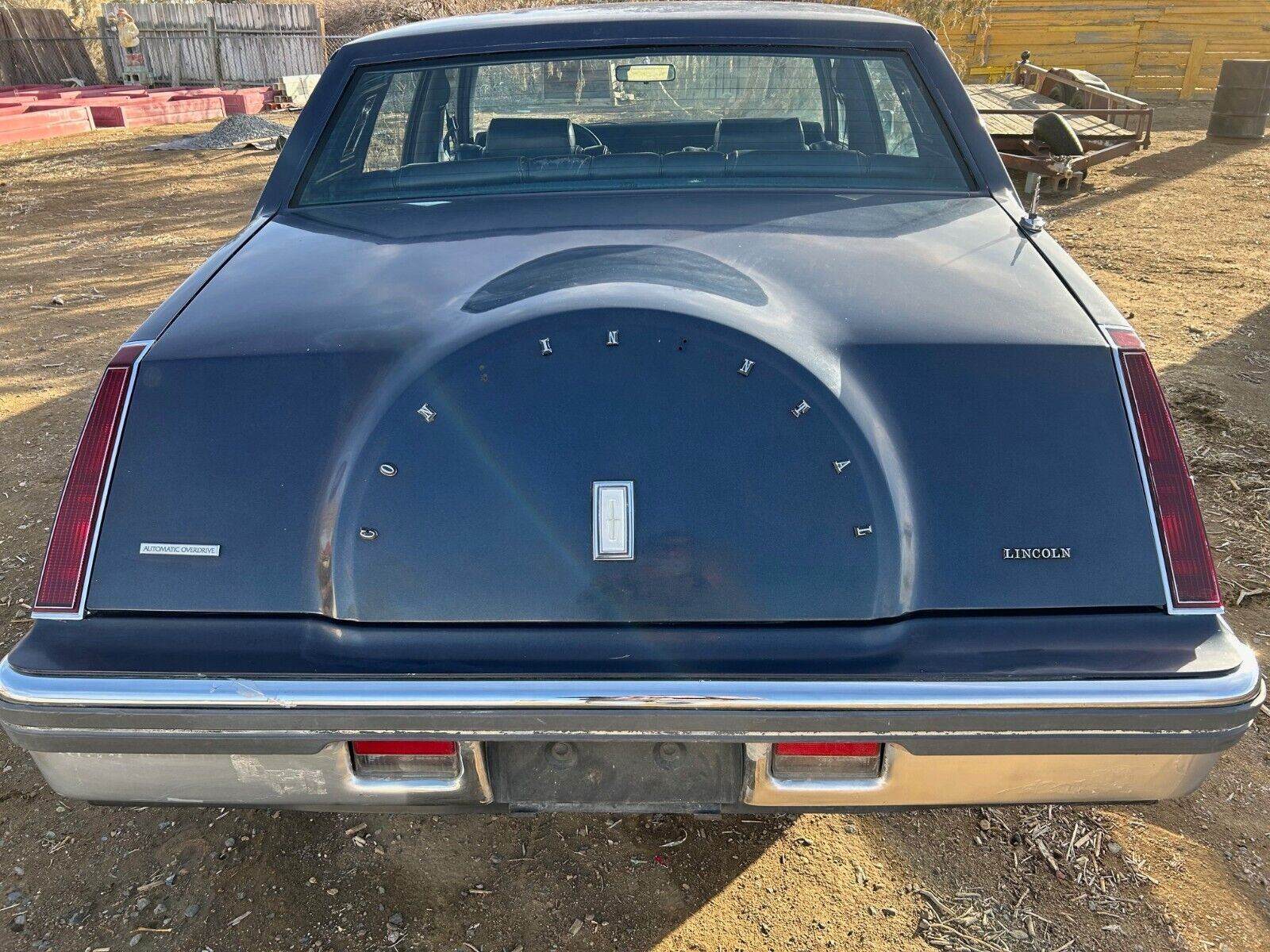 Lincoln-Continental-Berline-1982-Blue-161221-1