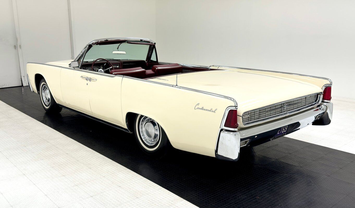 Lincoln-Continental-Cabriolet-1962-5