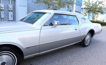 Lincoln-Continental-Coupe-1973-Silver-Red-137356-12