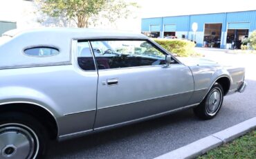 Lincoln-Continental-Coupe-1973-Silver-Red-137356-9