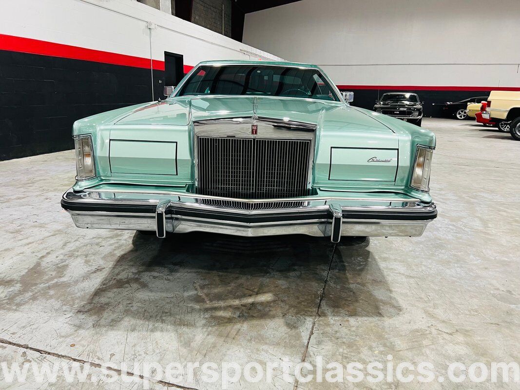 Lincoln-Continental-Coupe-1977-Green-Green-0-8