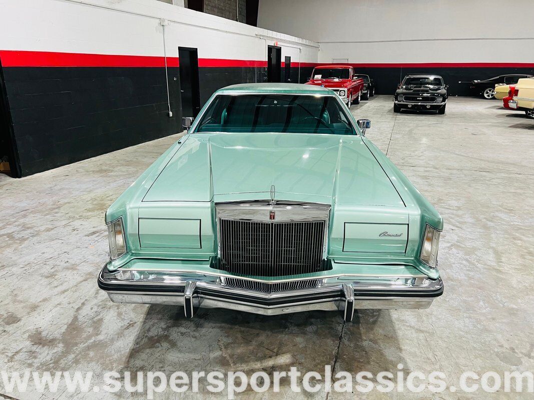 Lincoln-Continental-Coupe-1977-Green-Green-0-9