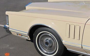 Lincoln-Continental-Coupe-1978-Tan-Tan-10562-10