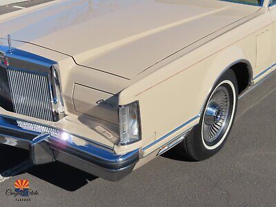 Lincoln-Continental-Coupe-1978-Tan-Tan-10562-11