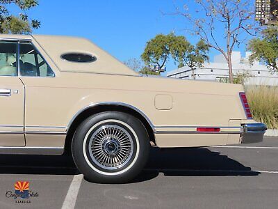 Lincoln-Continental-Coupe-1978-Tan-Tan-10562-18