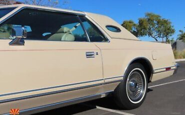 Lincoln-Continental-Coupe-1978-Tan-Tan-10562-24