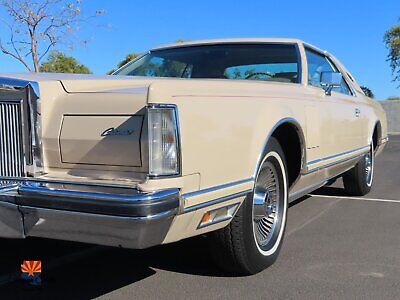 Lincoln-Continental-Coupe-1978-Tan-Tan-10562-27