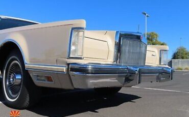 Lincoln-Continental-Coupe-1978-Tan-Tan-10562-37