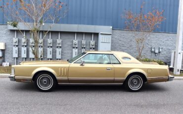 Lincoln-Continental-Coupe-1979-1