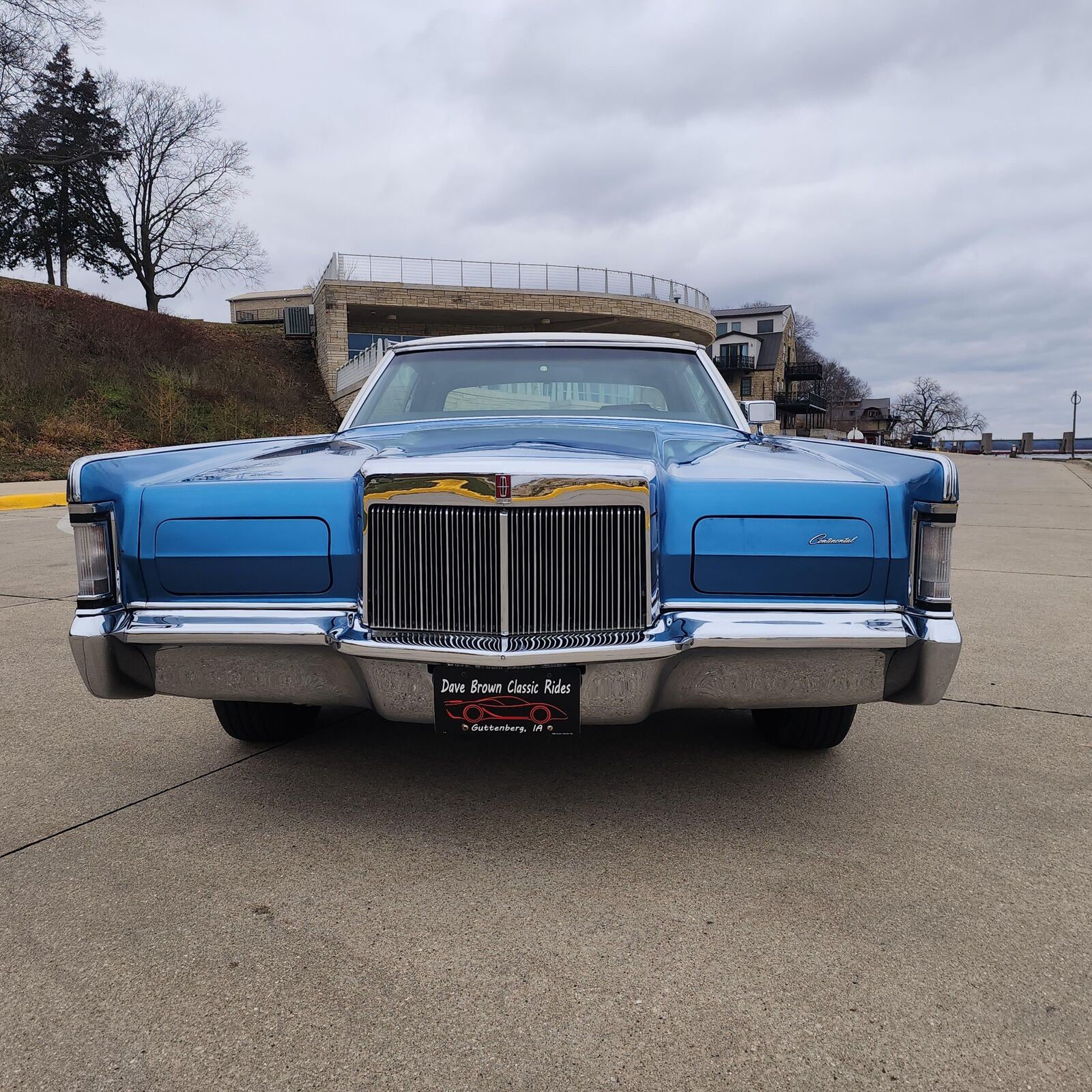 Lincoln-Continental-Mark-III-1971-13