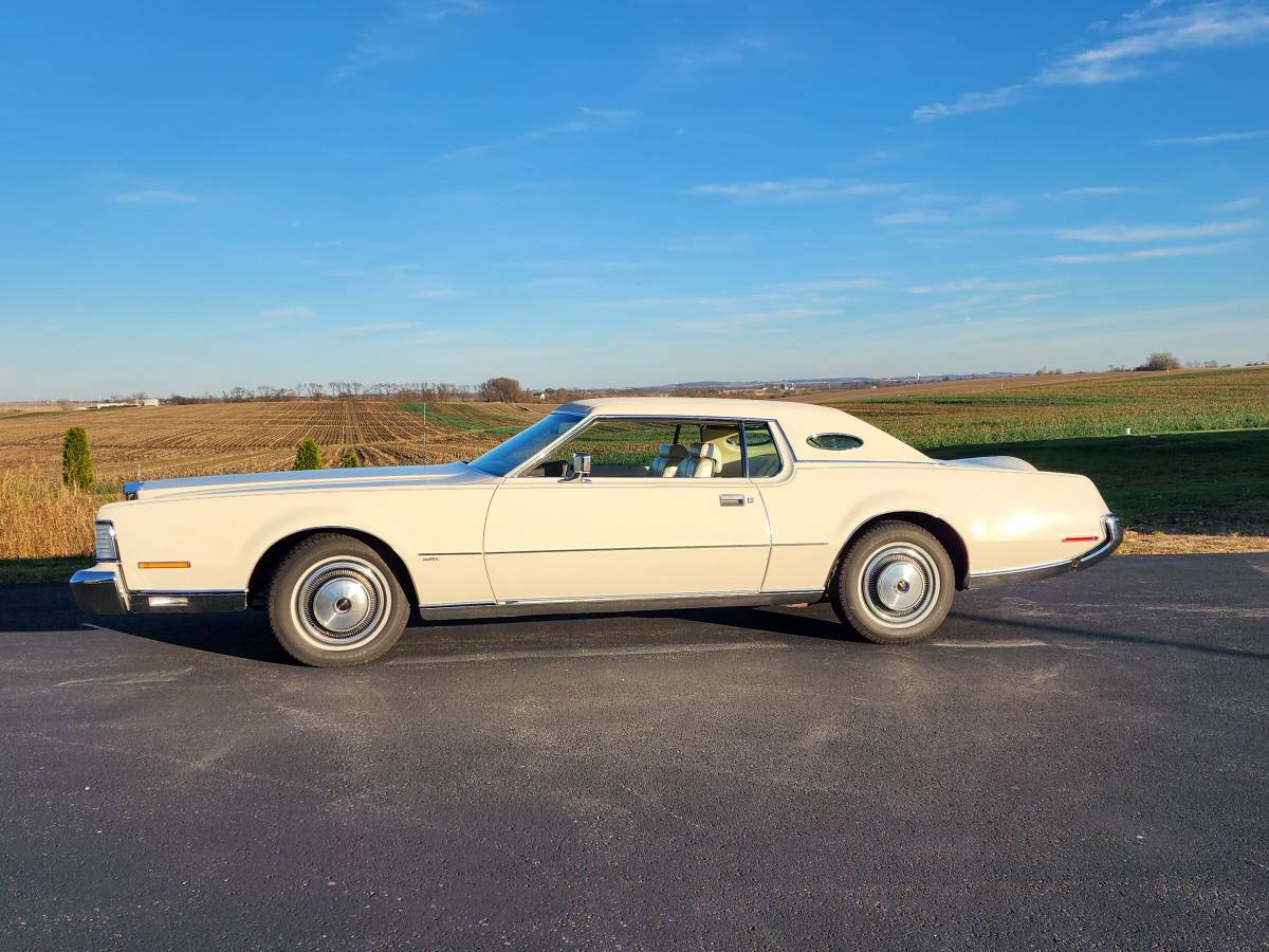 Lincoln-Continental-mark-iv-1973-15