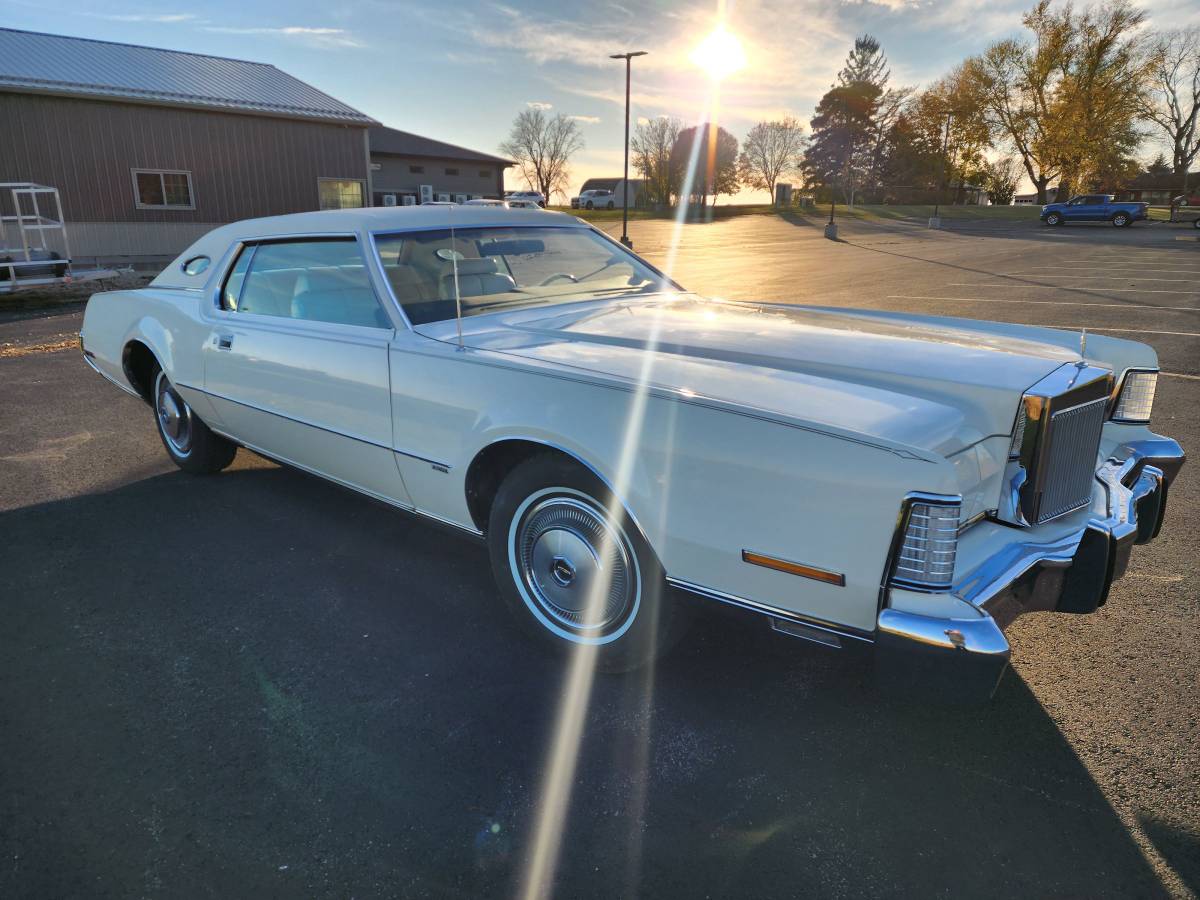 Lincoln-Continental-mark-iv-1973-19