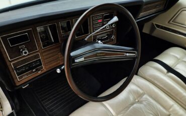 Lincoln-Continental-mark-iv-1973-9