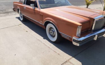 Lincoln-Continental-mark-v1-1981-orange-146450-4