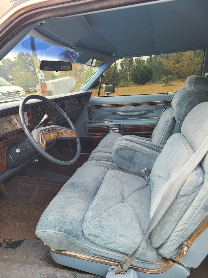 Lincoln-Continental-town-coupe-1979-blue-88514-10