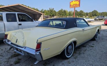 Lincoln-Mark-Series-Berline-1971-Yellow-Black-81900-3