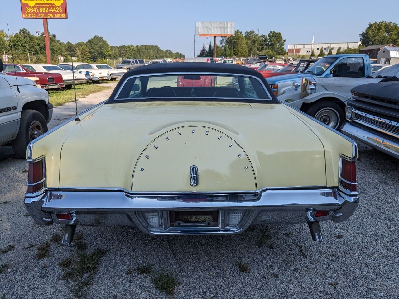 Lincoln-Mark-Series-Berline-1971-Yellow-Black-81900-4