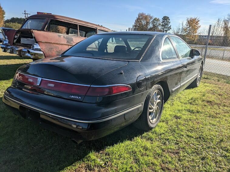 Lincoln-Mark-Series-Coupe-1995-Black-Black-176564-3