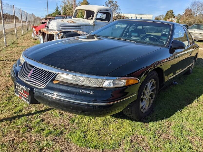 Lincoln Mark Series Coupe 1995