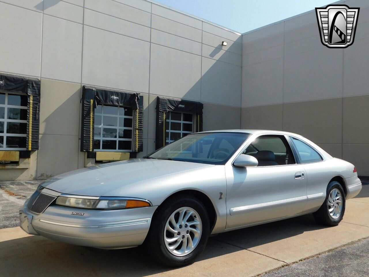 Lincoln-Mark-Series-Coupe-1995-Diamond-frost-Tan-132422-5