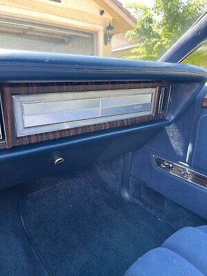 Lincoln-Mark-V-Coupe-1979-Blue-Blue-15223-14