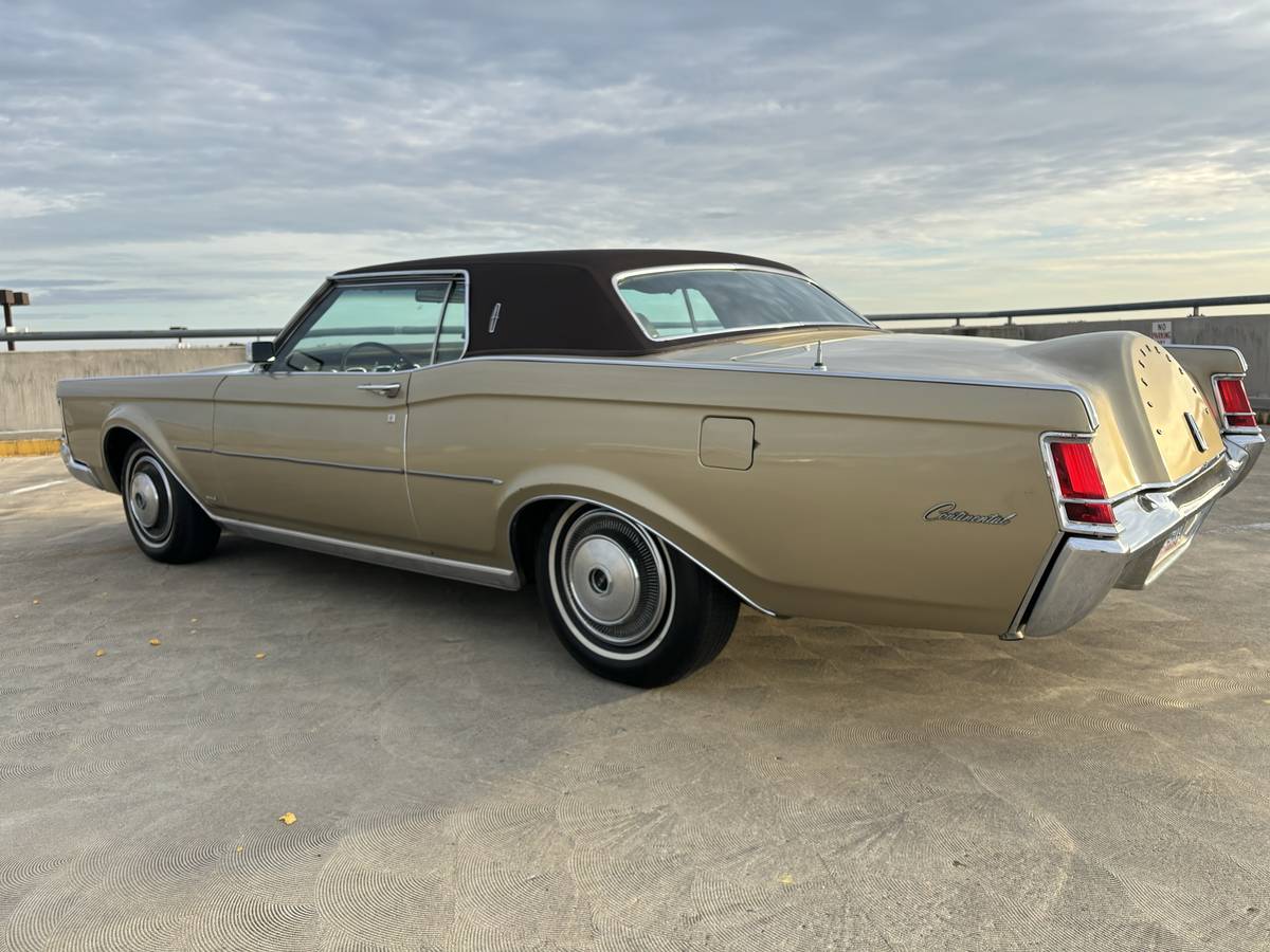 Lincoln-Mark-iii-1970-4