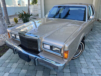 Lincoln-Town-Car-Berline-1989-3