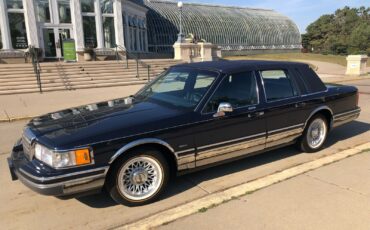 Lincoln-Town-Car-Berline-1993-2