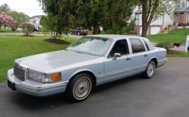 Lincoln Town Car Berline 1993