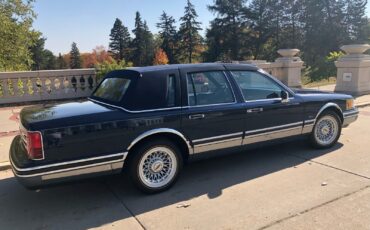 Lincoln-Town-Car-Berline-1993-7