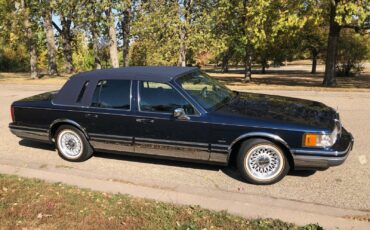 Lincoln-Town-Car-Berline-1993-9