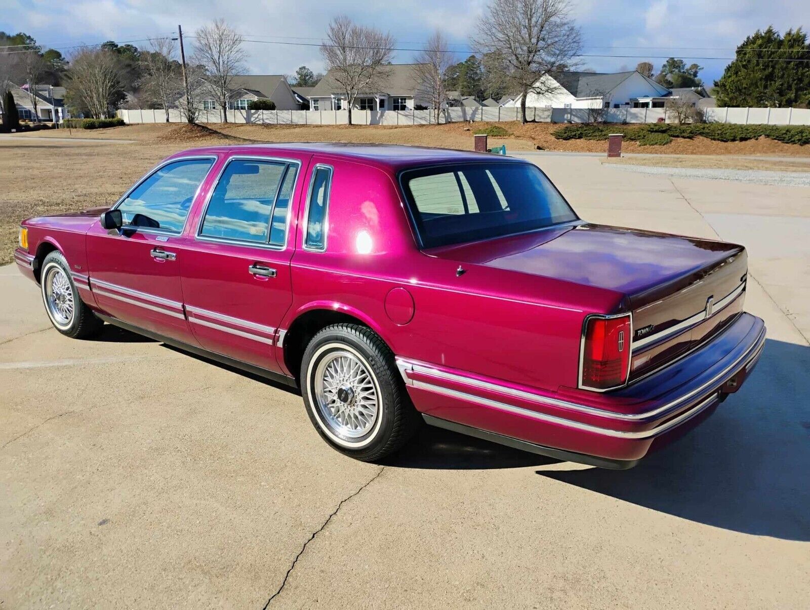 Lincoln-Town-Car-Berline-1993-Red-Red-165762-10