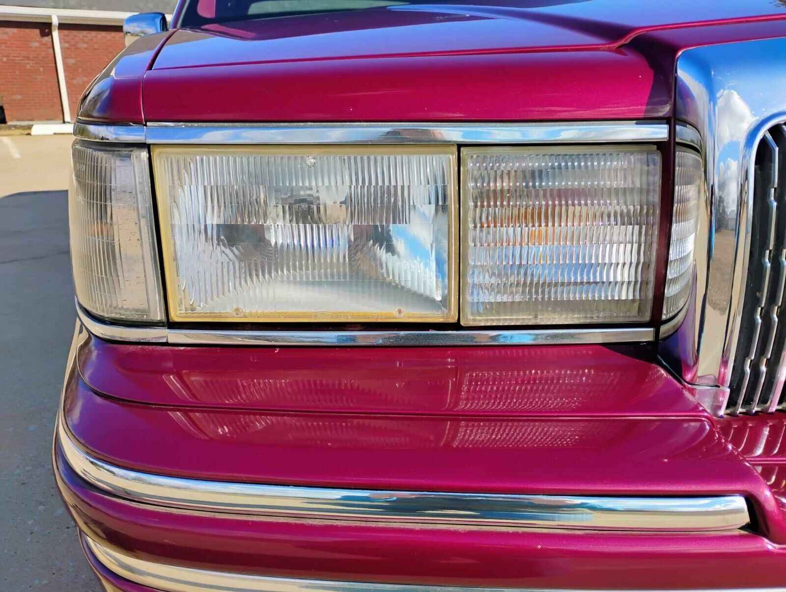 Lincoln-Town-Car-Berline-1993-Red-Red-165762-12