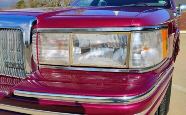 Lincoln-Town-Car-Berline-1993-Red-Red-165762-13