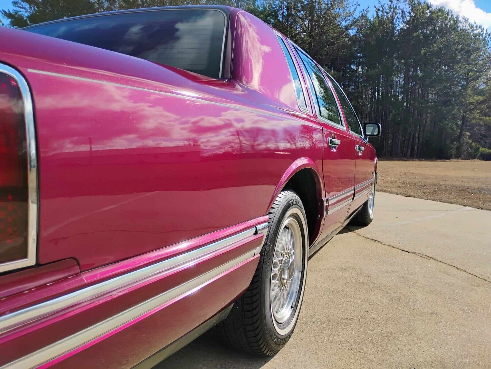 Lincoln-Town-Car-Berline-1993-Red-Red-165762-5