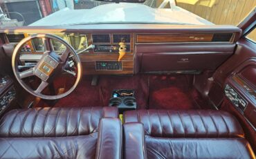 Lincoln-Town-car-1988-white-32187-2