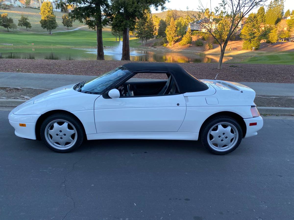 Lotus-Elan-1991-white-8851