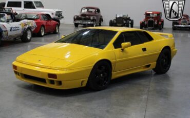 Lotus-Esprit-Coupe-1991-Yellow-Yellow-136360-6