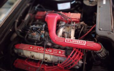 Lotus-Esprit-s-3-turbo-1988-10