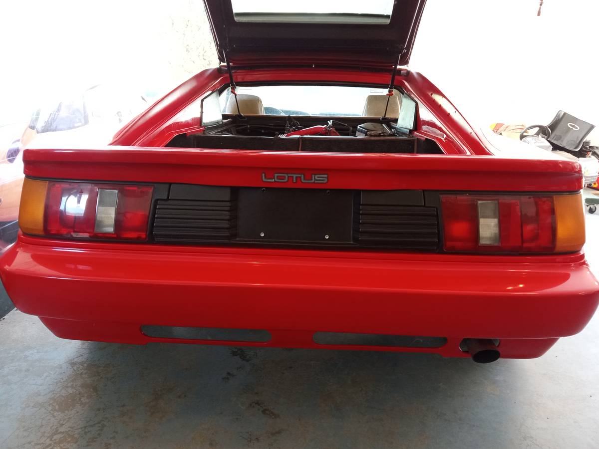 Lotus-Esprit-s-3-turbo-1988-15