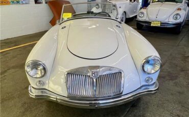 MG-MGA-1956-White-Brown-2-17