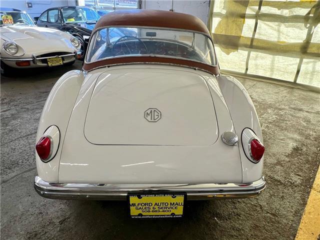 MG-MGA-1956-White-Brown-2-20