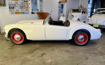 MG-MGA-1956-White-Brown-2-5