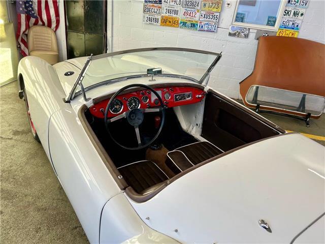 MG-MGA-1956-White-Brown-2-9