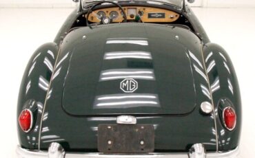 MG-MGA-Cabriolet-1958-Green-Black-111013-7