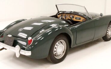 MG-MGA-Cabriolet-1958-Green-Black-111013-8