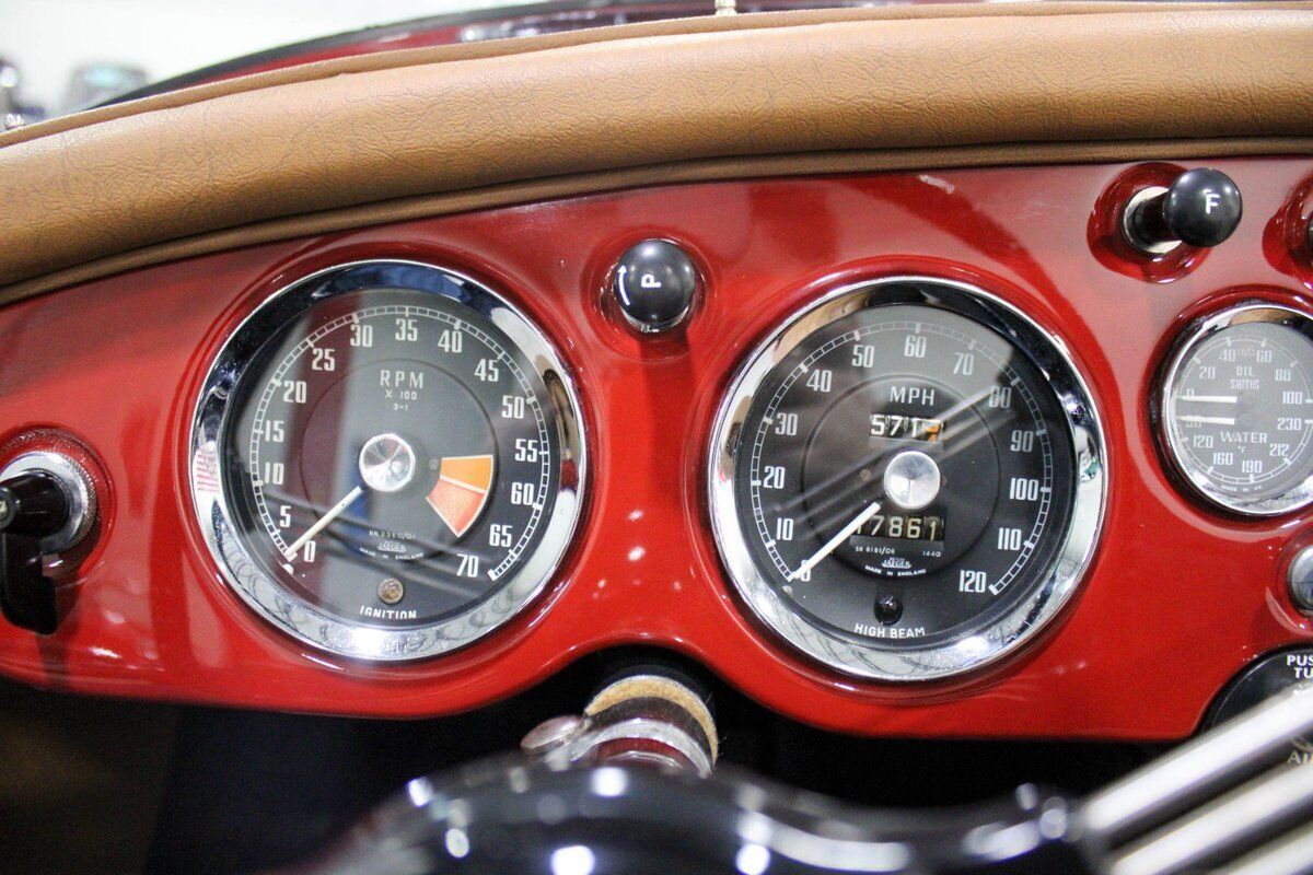 MG-MGA-Cabriolet-1959-11