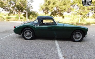 MG-MGA-Cabriolet-1959-3